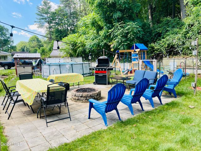 32 Twin Channels Road, Queensbury, NY 12804