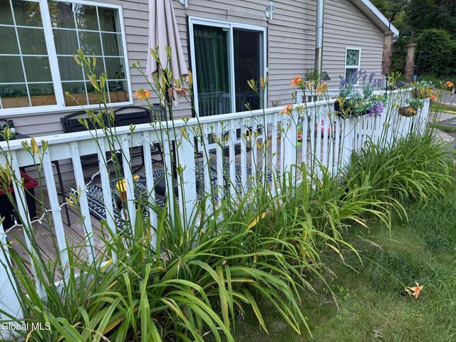 32 Twin Channels Road, Queensbury, NY 12804