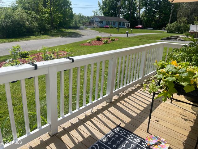 32 Twin Channels Road, Queensbury, NY 12804