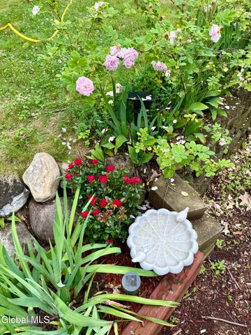 32 Twin Channels Road, Queensbury, NY 12804