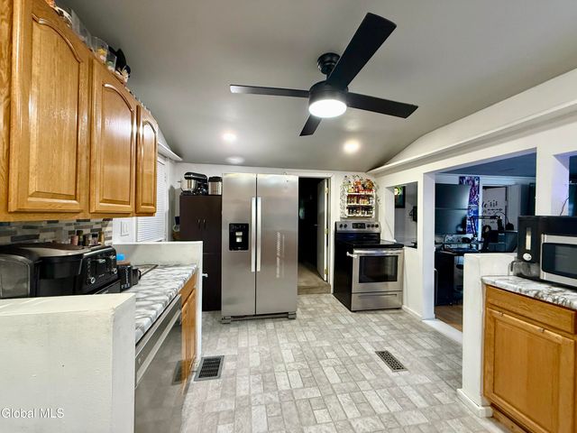 32 Twin Channels Road, Queensbury, NY 12804