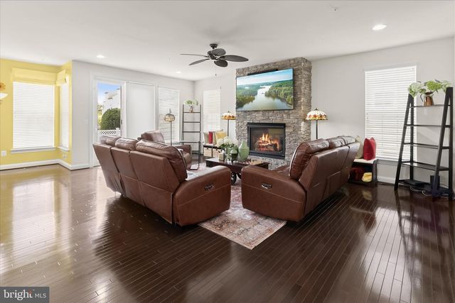 13502 WINDY MEADOW LN, Silver Spring, MD 20906