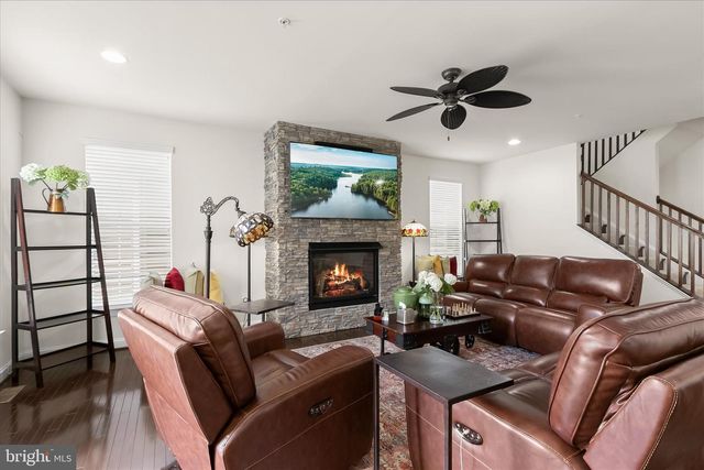 13502 WINDY MEADOW LN, Silver Spring, MD 20906