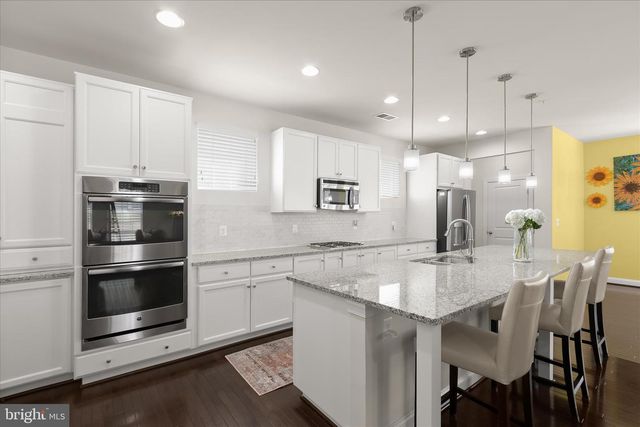 13502 WINDY MEADOW LN, Silver Spring, MD 20906