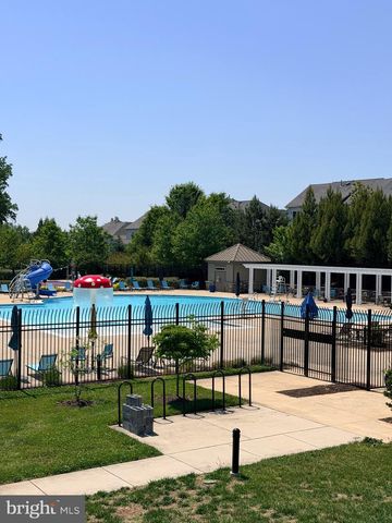 13502 WINDY MEADOW LN, Silver Spring, MD 20906