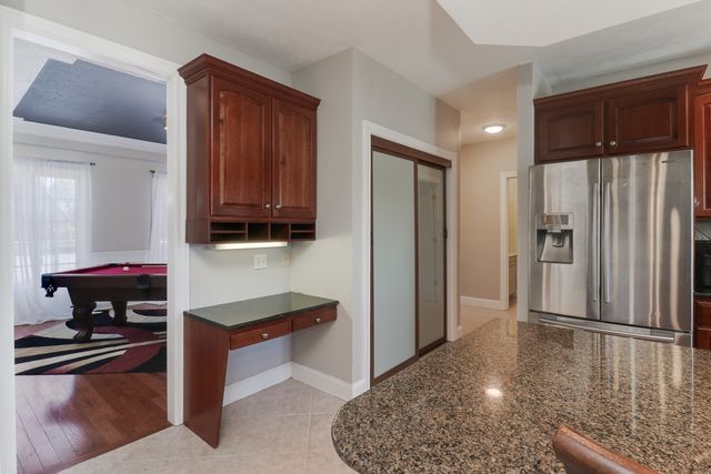 3 Pebblebrook Court, Bloomington, IL 61705