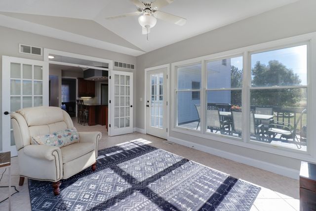 3 Pebblebrook Court, Bloomington, IL 61705