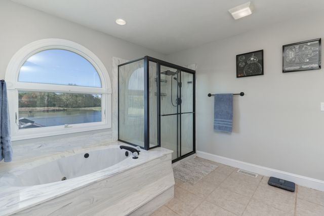 3 Pebblebrook Court, Bloomington, IL 61705