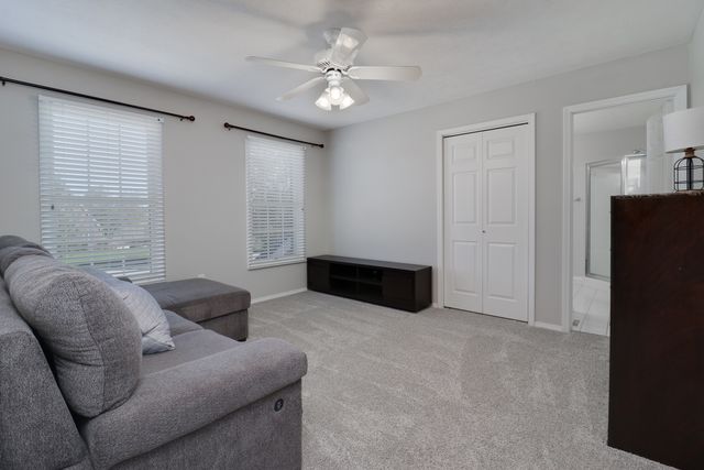 3 Pebblebrook Court, Bloomington, IL 61705