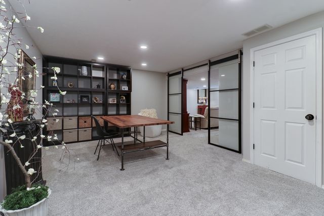 3 Pebblebrook Court, Bloomington, IL 61705