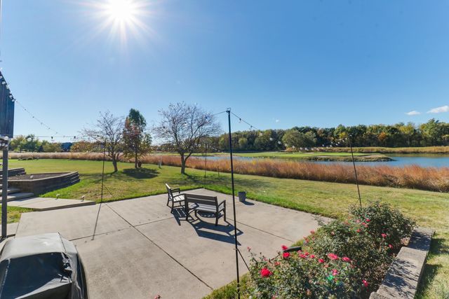 3 Pebblebrook Court, Bloomington, IL 61705