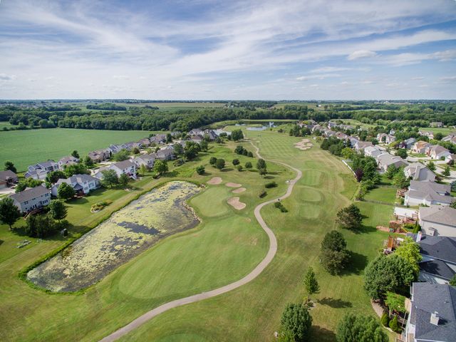 3 Pebblebrook Court, Bloomington, IL 61705