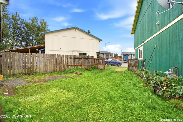 1129 Fred Circle, Anchorage, AK 99515