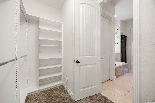 13701 TRAILSIDE LN, Live Oak, TX 78233