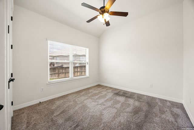 13701 TRAILSIDE LN, Live Oak, TX 78233