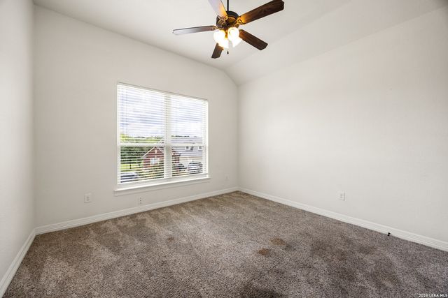 13701 TRAILSIDE LN, Live Oak, TX 78233