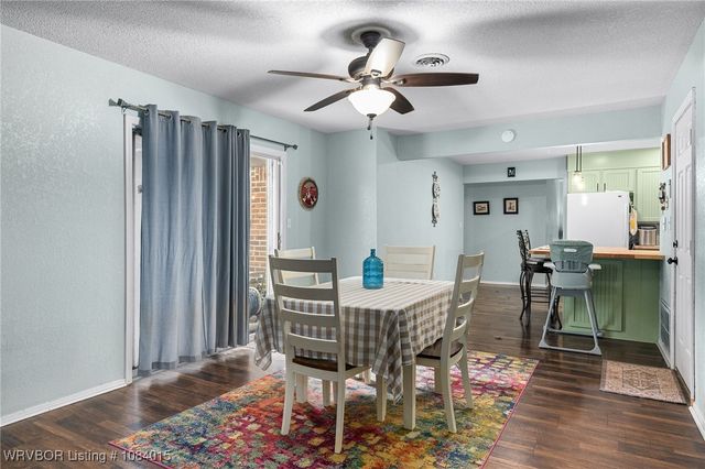 604 N Division Street, Lavaca, AR 72941