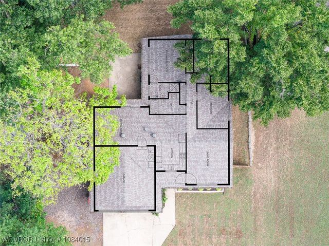 604 N Division Street, Lavaca, AR 72941