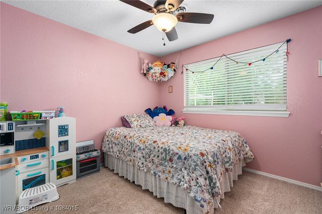 604 N Division Street, Lavaca, AR 72941