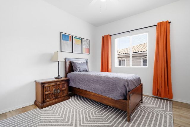 6800 Vista Del Norte Drive NE 427, Albuquerque, NM 87113