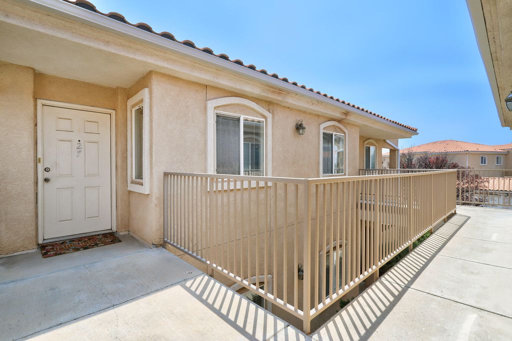 6800 Vista Del Norte Drive NE 427, Albuquerque, NM 87113