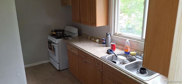 14931 Rossini Drive, Detroit, MI 48205