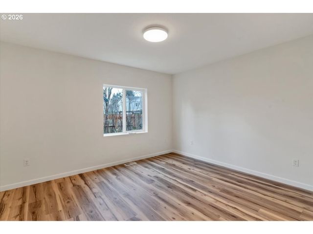 4623 Ne SUMNER St, Portland, OR 97218