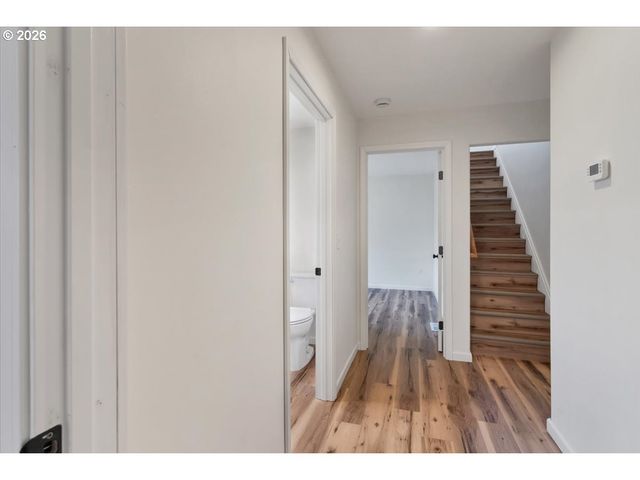 4623 Ne SUMNER St, Portland, OR 97218