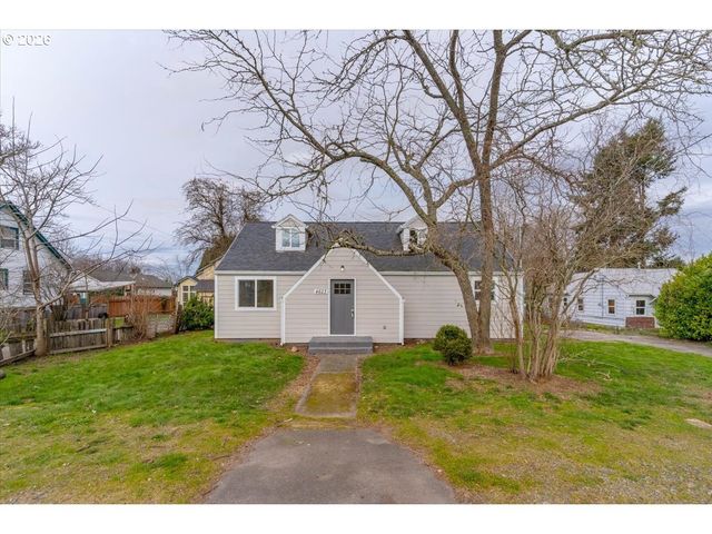 4623 Ne SUMNER St, Portland, OR 97218