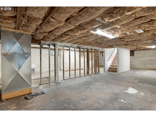 4623 Ne SUMNER St, Portland, OR 97218