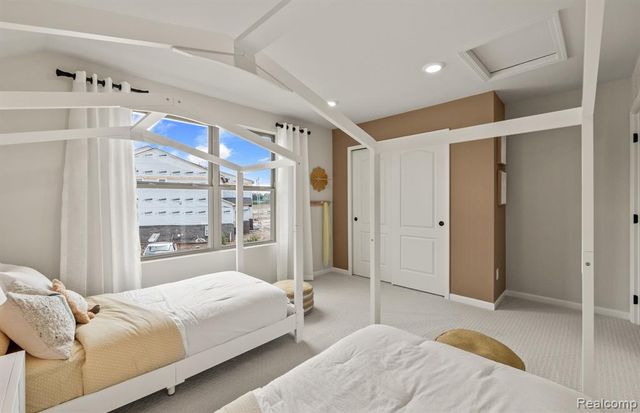 816 Kelpie Drive, Ann Arbor, MI 48108