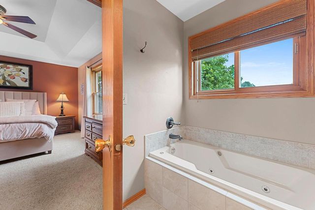2554 JODY DRIVE, New Franken, WI 54229