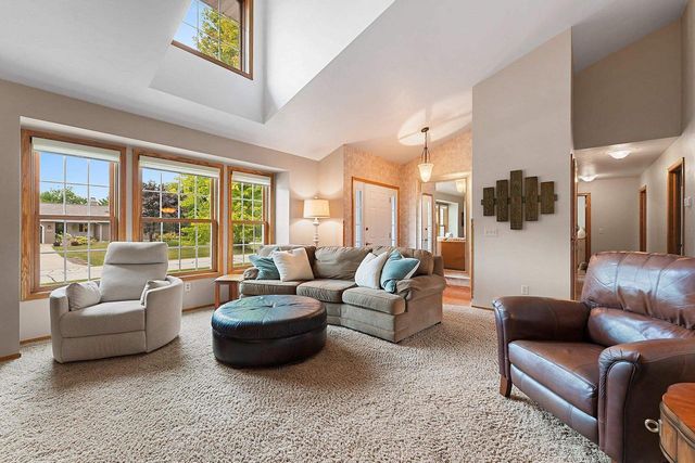 2554 JODY DRIVE, New Franken, WI 54229