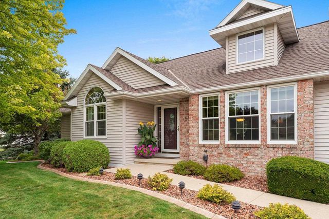 2554 JODY DRIVE, New Franken, WI 54229