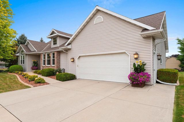 2554 JODY DRIVE, New Franken, WI 54229