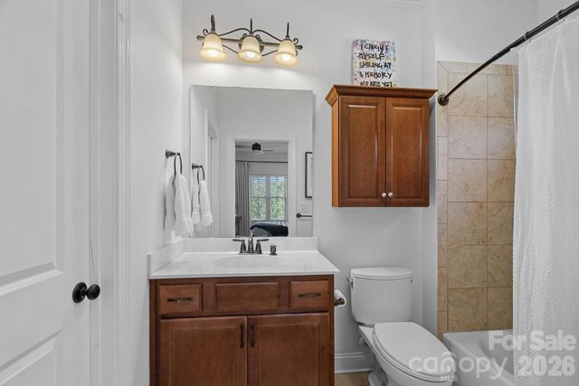1104 Longwood Court, Matthews, NC 28104