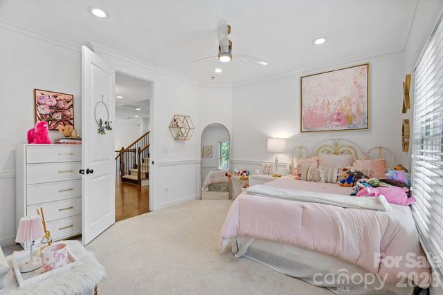 1104 Longwood Court, Matthews, NC 28104