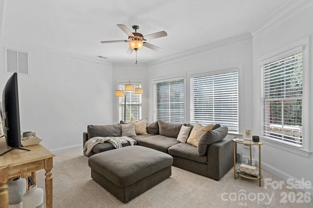 1104 Longwood Court, Matthews, NC 28104