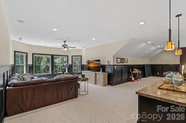 1104 Longwood Court, Matthews, NC 28104