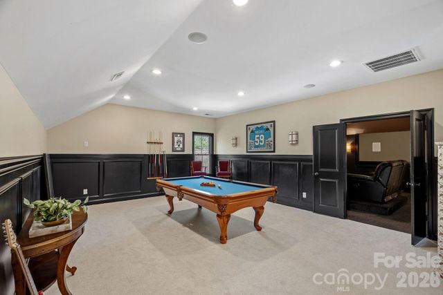 1104 Longwood Court, Matthews, NC 28104