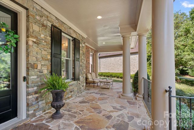 1104 Longwood Court, Matthews, NC 28104