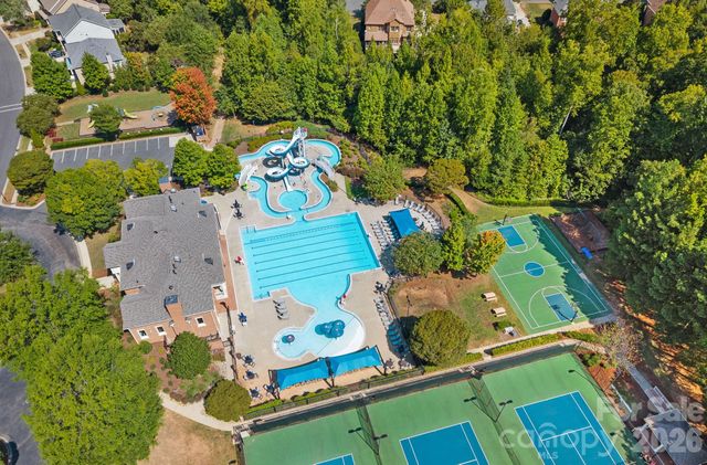 1104 Longwood Court, Matthews, NC 28104