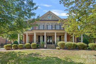 1104 Longwood Court, Matthews, NC 28104