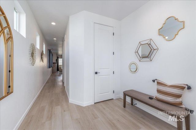 1218 Stirling Meadows Ct, Middleton, ID 83644