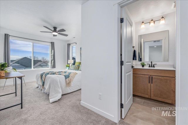 1218 Stirling Meadows Ct, Middleton, ID 83644