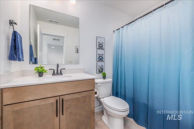 1218 Stirling Meadows Ct, Middleton, ID 83644