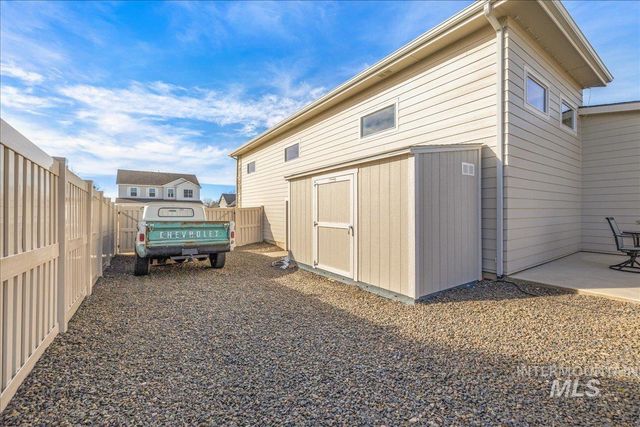 1218 Stirling Meadows Ct, Middleton, ID 83644