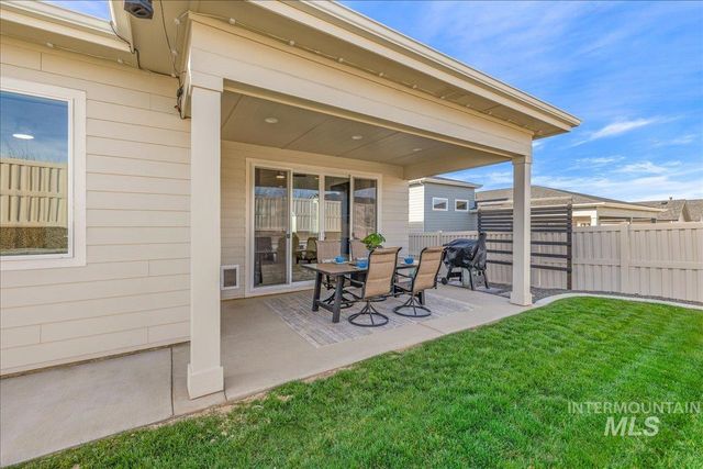 1218 Stirling Meadows Ct, Middleton, ID 83644