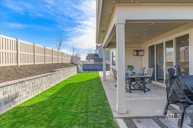 1218 Stirling Meadows Ct, Middleton, ID 83644