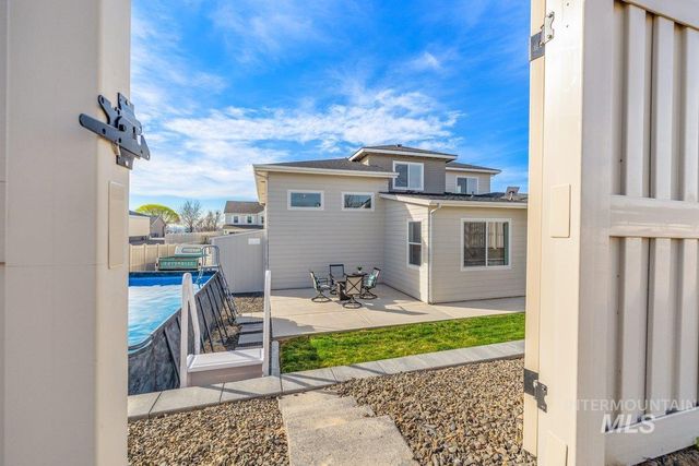 1218 Stirling Meadows Ct, Middleton, ID 83644